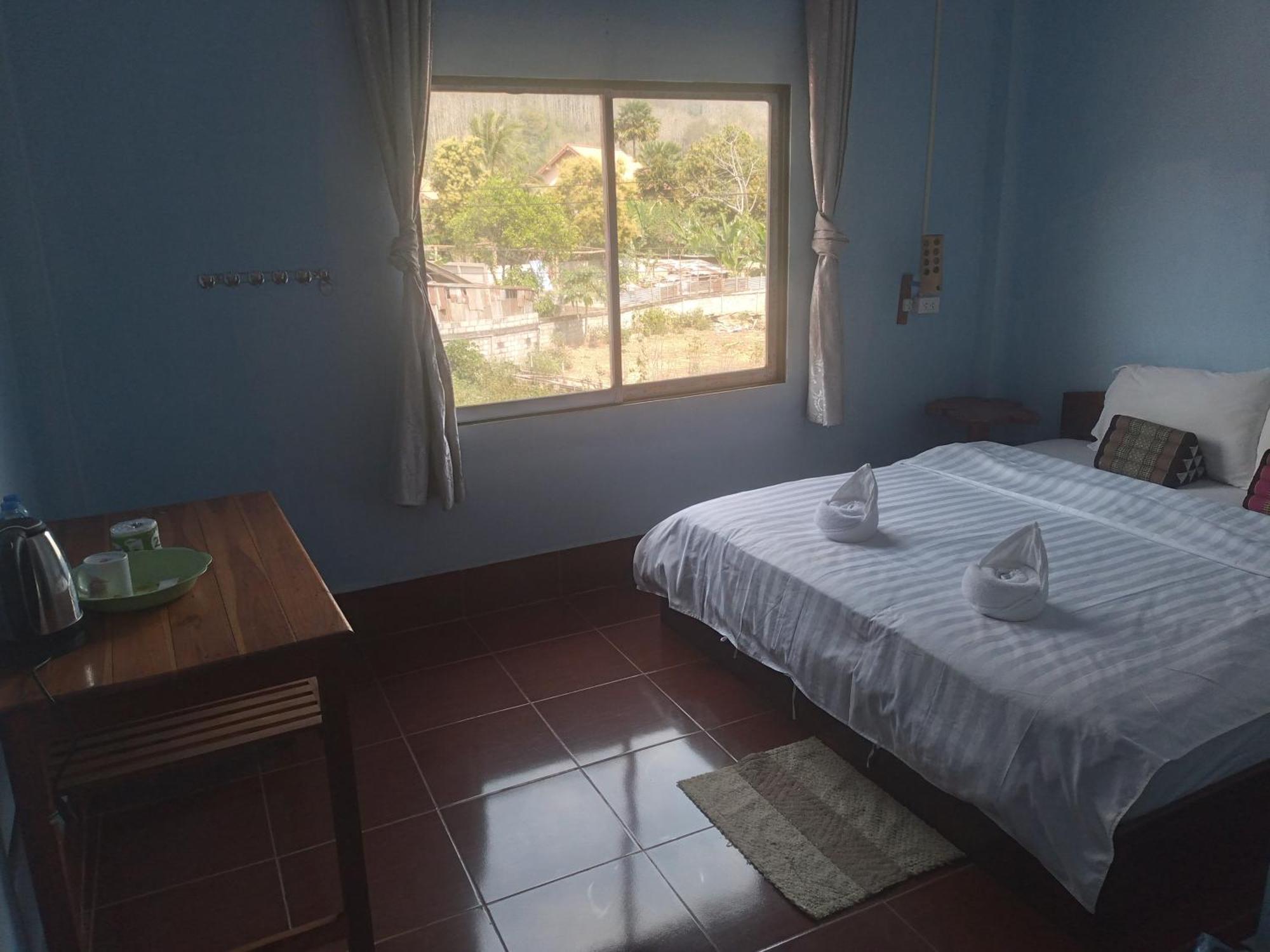 Lamorn Guesthouse Nongkhiaw Rom bilde